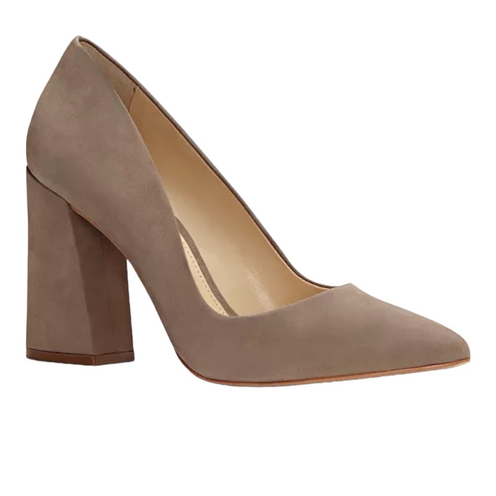 Vince Camuto Suede Block Heels Pointed Toe Women’s Size 8 Neutral Brown Tan